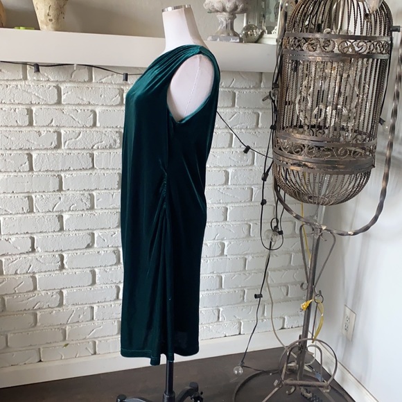 THE PYRAMID COLLECTION GREEN VELVET ONE SHOULDER DRESS LARGE EXCELLENT - Picture 4 of 6